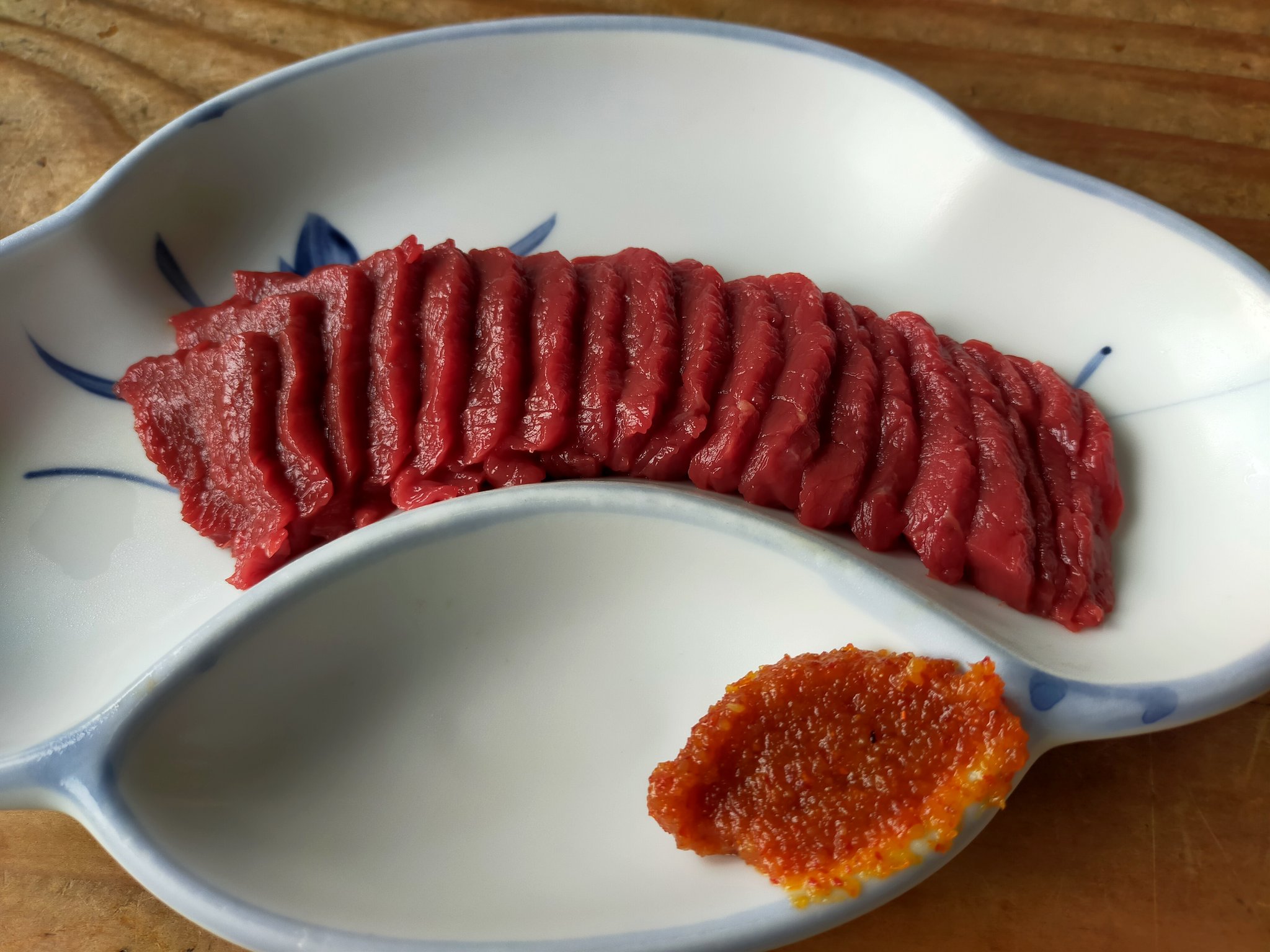 えみ 昨日のお昼に桜のさしみ定食 子供の頃からご飯のおかずとして食べてるから会津に帰ると食べたくなる やっぱり坂下の馬刺し美味しい 桜のさしみ 馬刺 会津坂下町 坂下ドライブイン 堀ﾄﾞﾗｲﾌﾞｲﾝ T Co X7iehydnwu Twitter