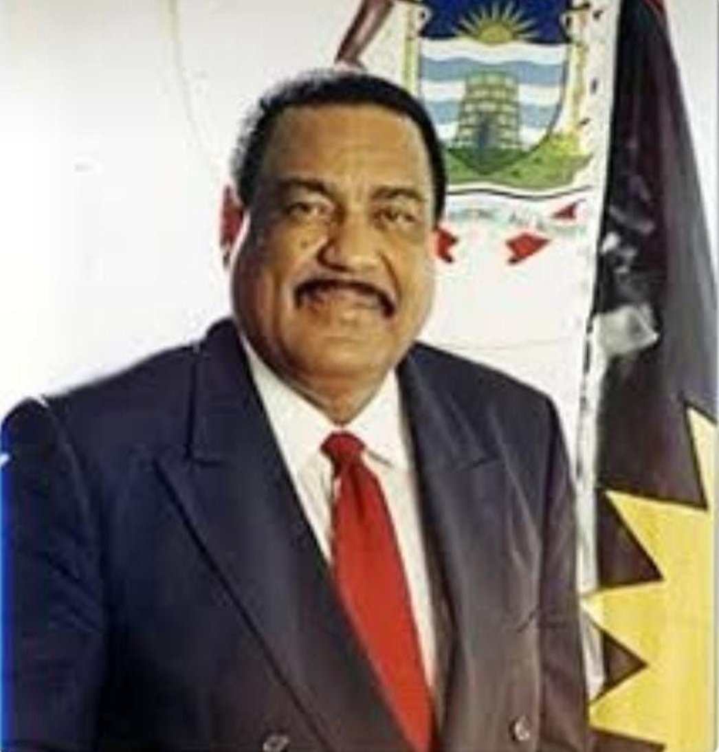 The Government and People of Saint Lucia mourn with the People of Antigua and Barbuda on the passing of Former Prime Minister, Sir Lester Bird. We honour his legacy as an integrationist and first Chairman of the OECS. Our prayers go out to his loved ones. May he rest in peace.