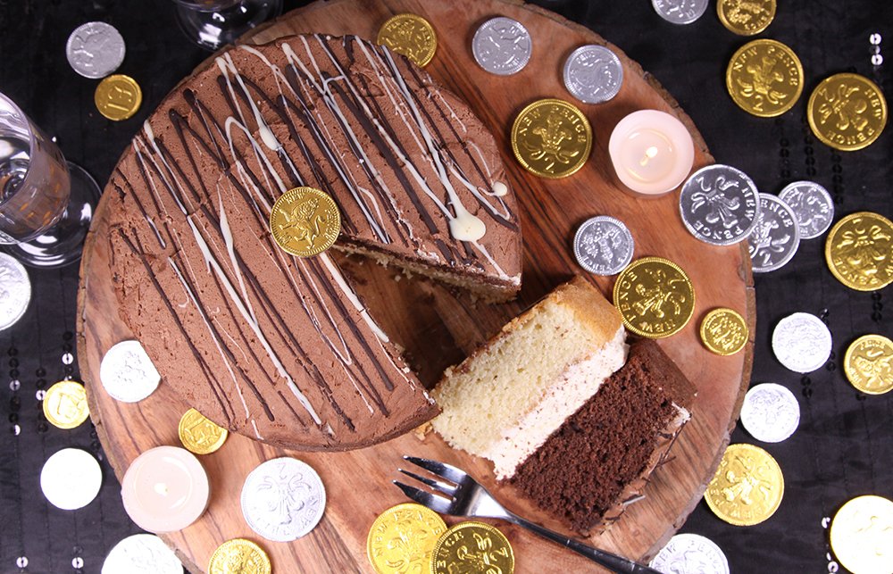 SpongeCakesLtd's tweet photo. This week's Sponge Friday as voted by you is... Millionaires! ๐ค
Order by 2pm Thursday to get the deal ๐คฉ
https://t.co/CHjCvUQxot
#SpongeFriday #Millionairescake #CakeForTheWeekend #WeeklyDeal #Discount https://t.co/yvKfA5f5Y4