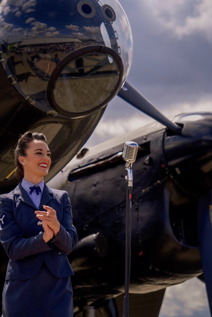 EAST KIRKBY AIR SHOW! ❤️

We Darlings were so looking forward to returning to this amazing event and we were not disappointed!!! What a fantastic day we had performing under the stunning Lancaster Bomber <a href="/NX611JustJane/">Lincsaviation</a> and then in the hangar for a dance and rousing sing along! 🇬🇧