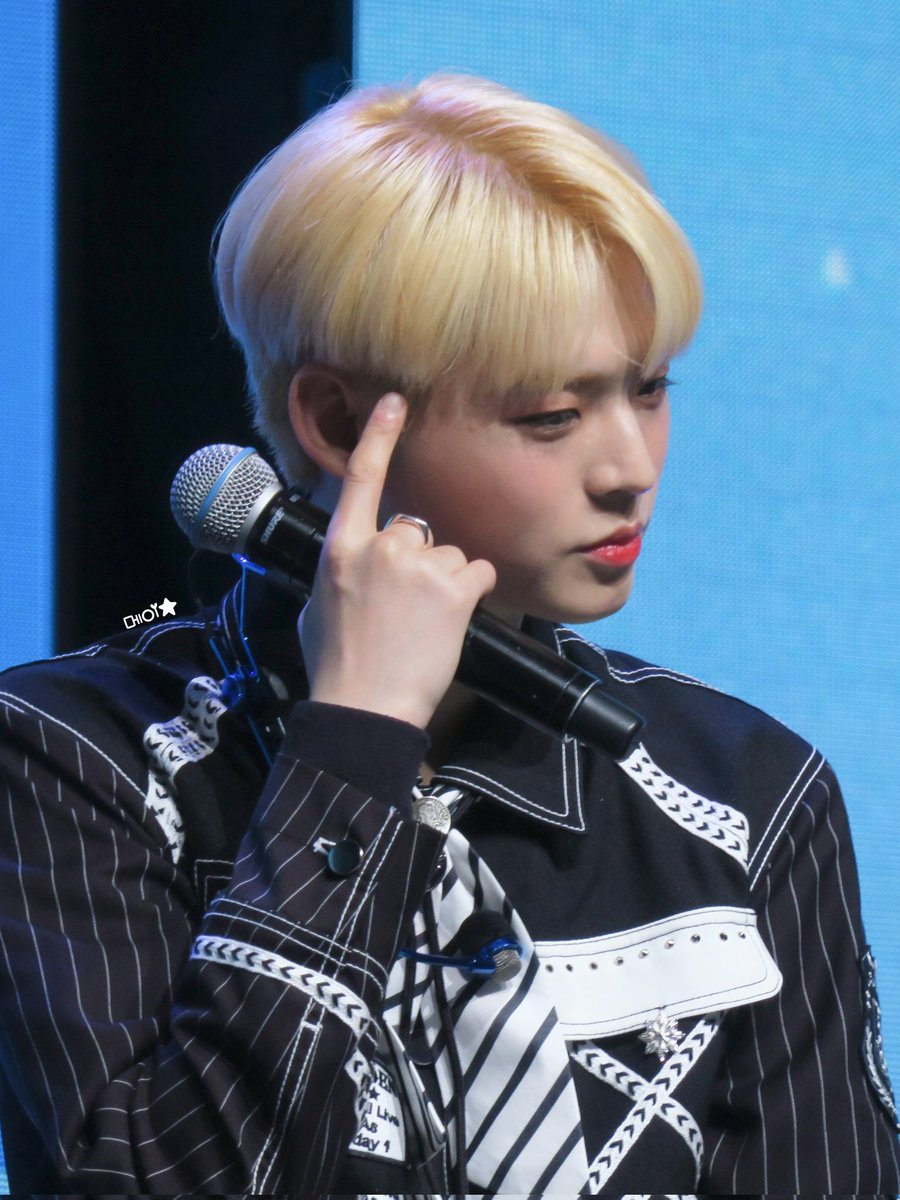 redhappy7's tweet photo. 210809 POPPING 쇼케이스

🦌📸 오랜만이야😍😭

#온앤오프 #ONF #효진 #HYOJIN
#김효진 #효진짱짱맨 #효루진
#여름쏙 #POPPING https://t.co/LwFiKuggjx