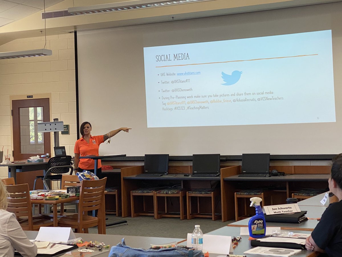 Mrs. Grieve getting our new Titans on the Twitter Train! It’s going to be a great year at the 🙌🏻 <a href="/UHSTitans411/">Titans News NeTwork</a> @UHSChenoweth <a href="/Bobbie_Grieve/">Bobbie Jo Grieve</a>