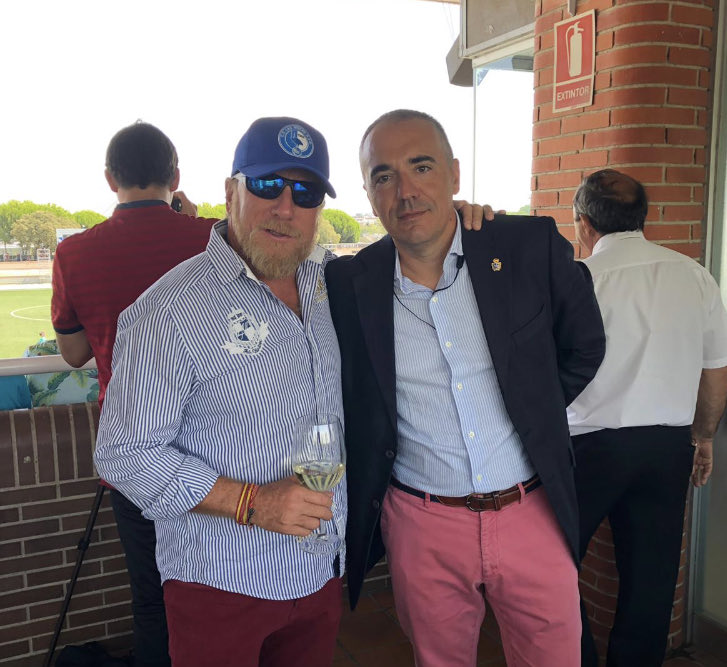 En breve nos vemos en #navalcarbon #LasRozas apoyando de nuevo a ⁦<a href="/LasRozas_CF/">Las Rozas CF</a>⁩ 

A por el ascenso roceños 💪🇪🇸