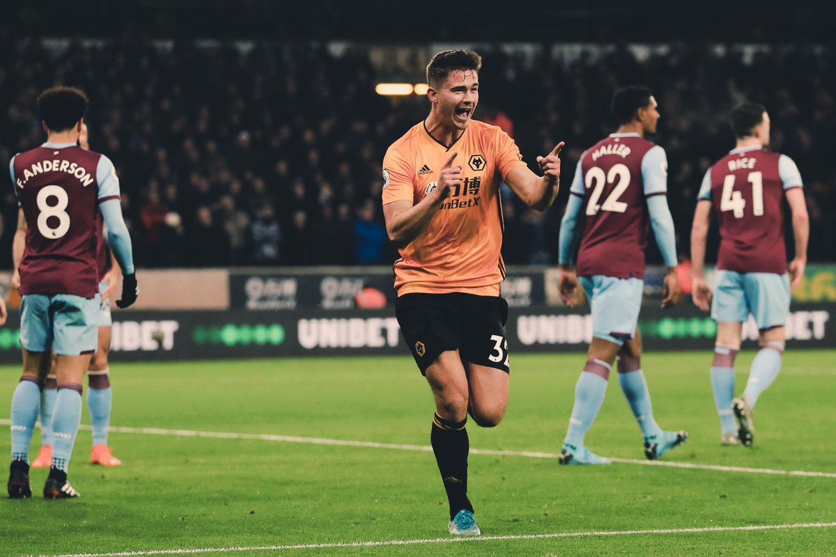 Wolves's tweet photo. Happy Wolves anniversary, Leander Dendoncker!

📅🇧🇪 https://t.co/0oIrPbsL8G