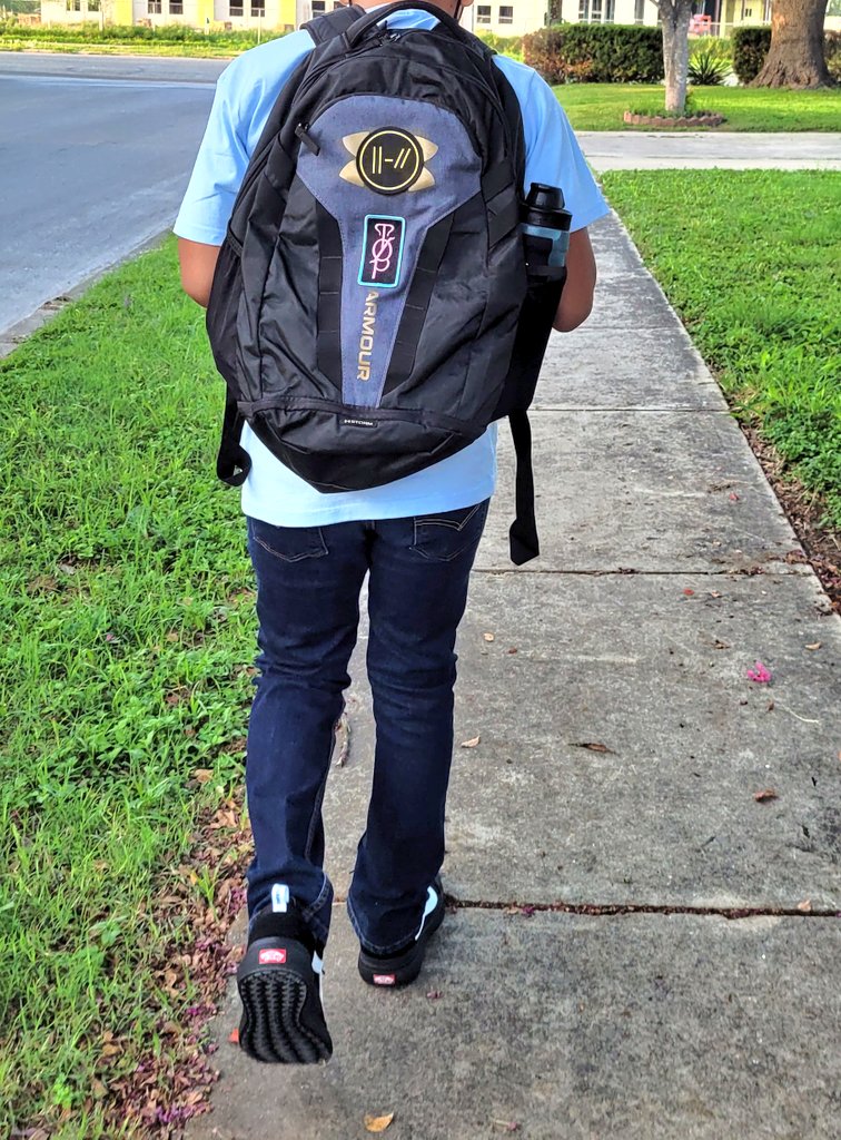 CrysCrunk88's tweet image. You know he had to put his @twentyonepilots patches on his new backpack. #FirstDayOfMiddleSchool