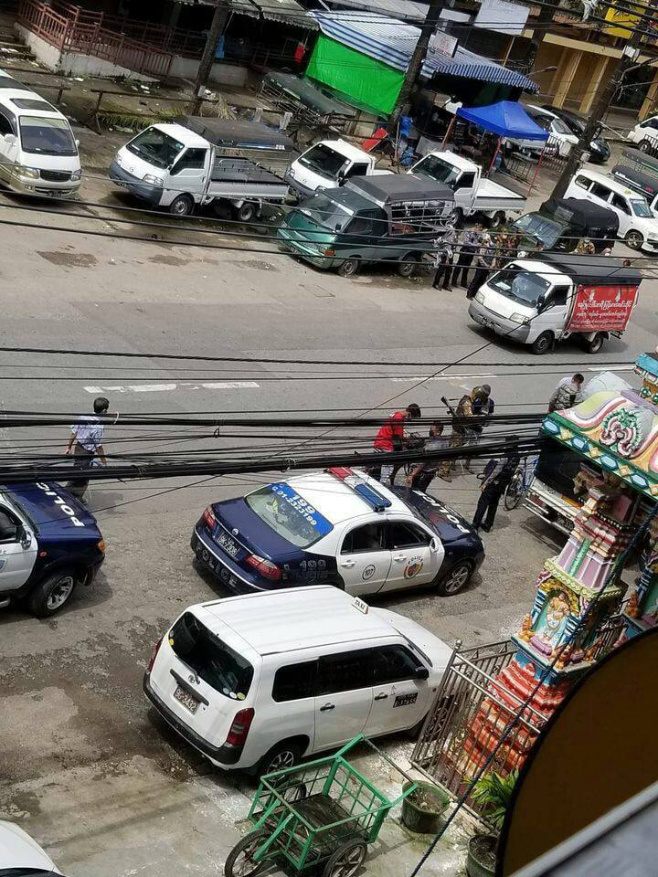 SAC terrorists were seen unlawfully inspecting pedestrians’ belongings including mobile phones, amidst surge Covid-19 infection, at 10 am this morning on 124,125 street of Myayarkone road. 
#HearMyanmarYouths 
#WhatsHappeningInMyanmar #Aug9Coup