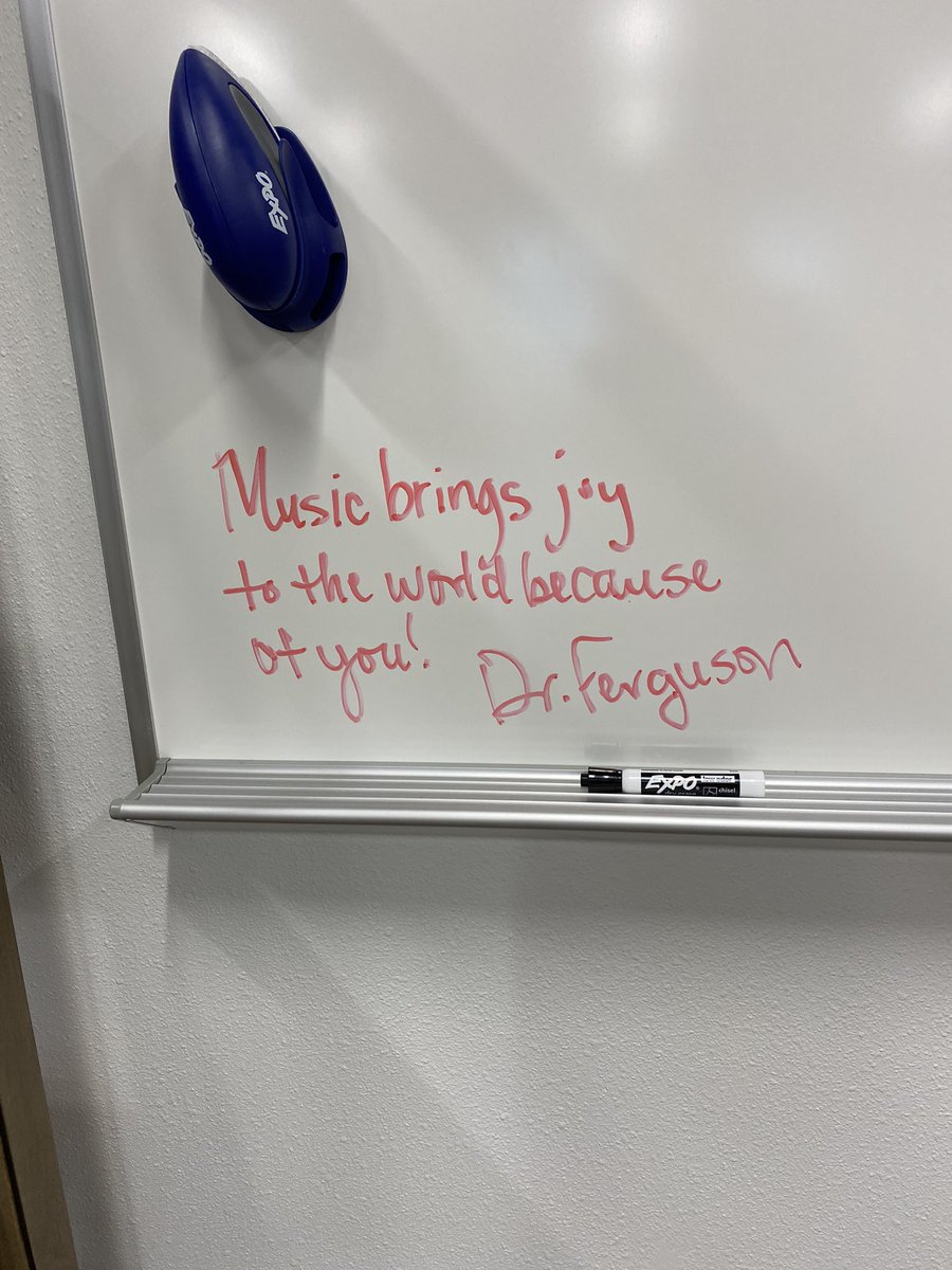 MHancockSings tweet media
