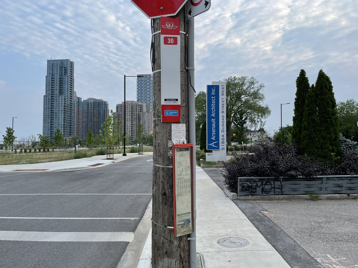 lakeguydreams's tweet photo. @TTChelps I’ve been waiting for 4 days and still no bus at this stop https://t.co/J1SwMTOhvB