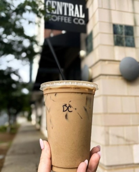 Happy Monday ☀️ Head to <a href="/CentralCoffee/">Central Coffee Co.</a> and add some pep to your step!
.
.
. 
📸: <a href="/livqueencity/">Olivia</a>
#southend #southendclt #charlotte #charlottenc #charlottesgotalot