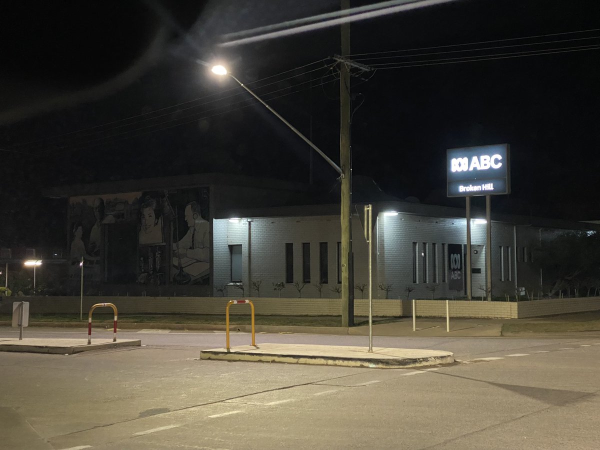 SarahJMcConnell's tweet photo. Happy Tuesday 😃 #ABCBrokenHill https://t.co/POCqdS4ado