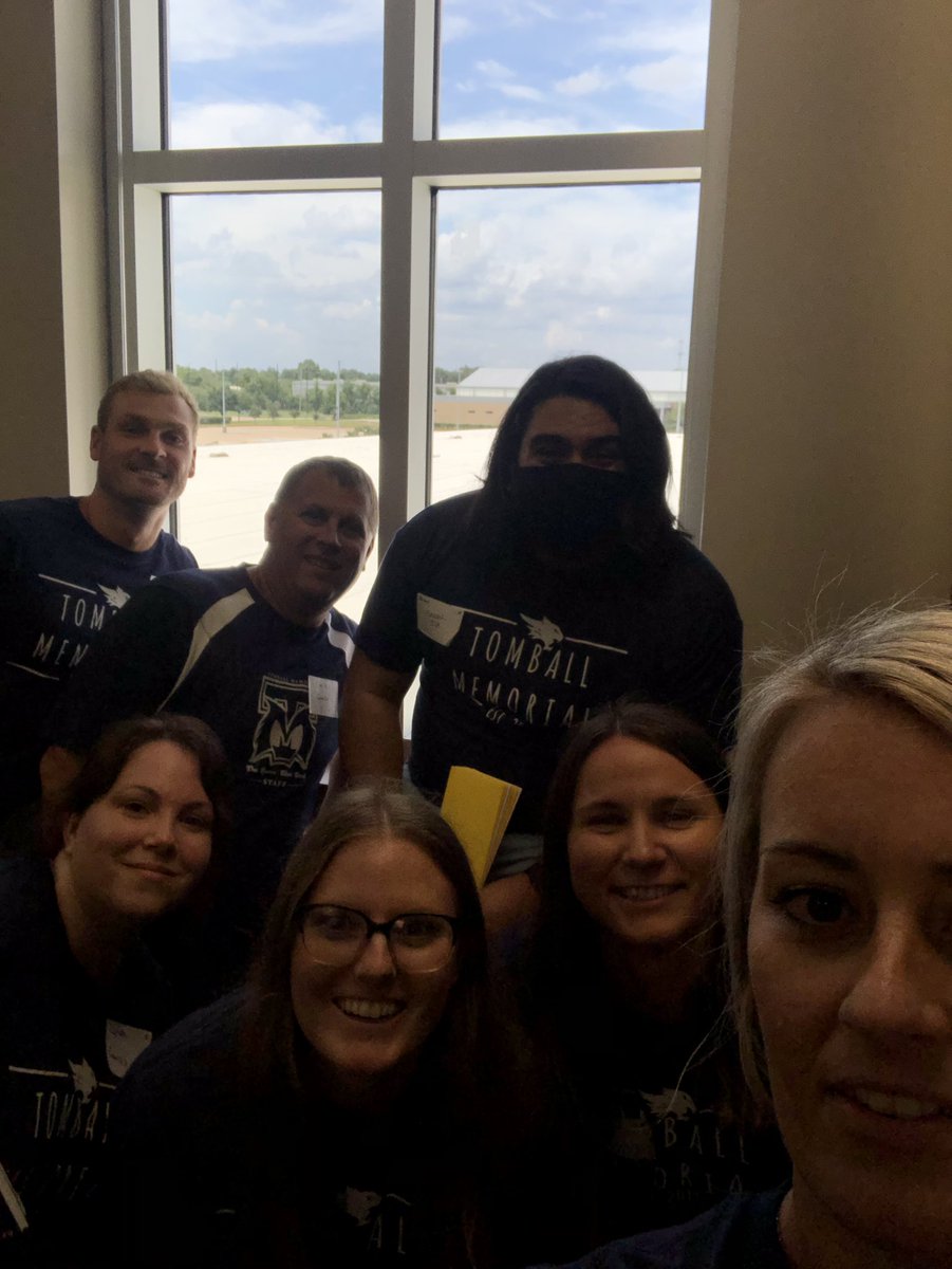 Sydney Lynch tweet media