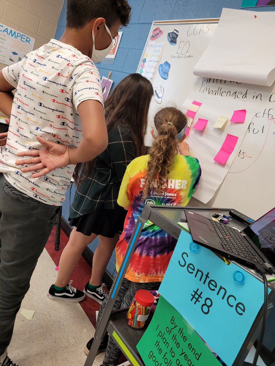 #AGThsv students warming up their critical thinking skills and gearing up for a great year! <a href="/Graham_Wendy/">Wendy Graham</a> @fohedgeman #hawk_eye_view
