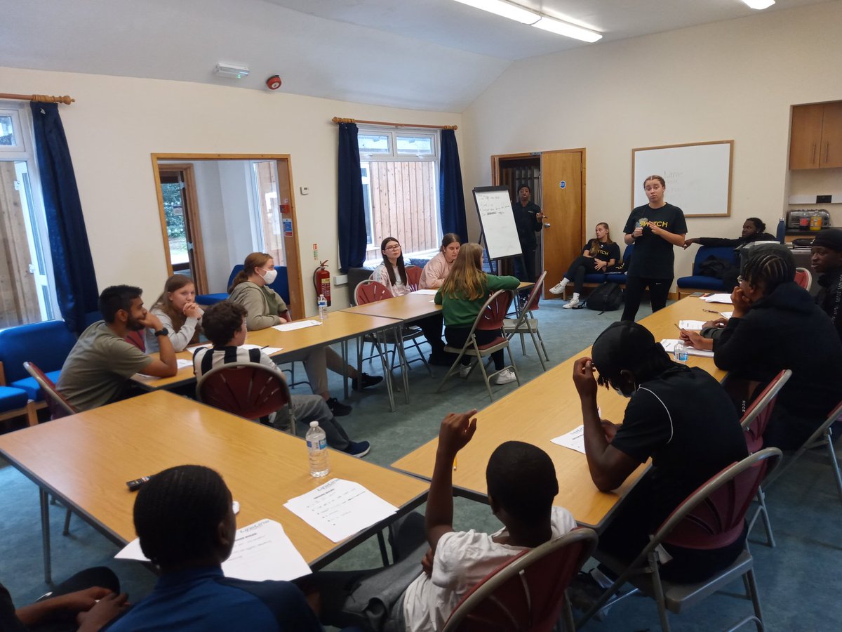 LifelineSwitch's tweet photo. First day of our second cohort of ambassadors training almost complete, it has been a day of building and self reflection #vision #lifelineprojects #youthwork #residenial https://t.co/yoAdmkdZsS