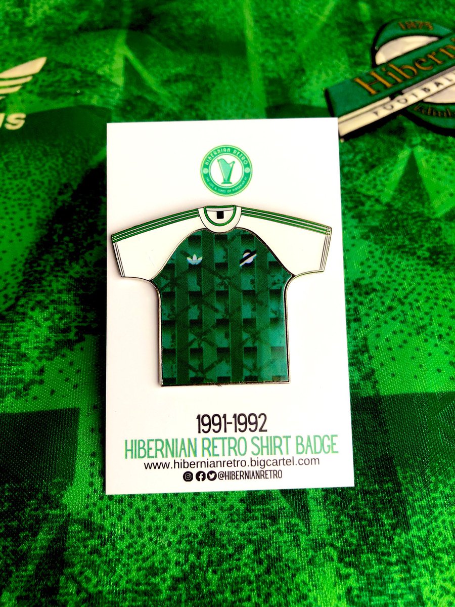 HibernianRetro's tweet photo. ✅GIVEAWAY✅

We are giving away one of our 1991-1992 Hibernian Retro Shirt Badges ✅

To Win ⬇️ 

1️⃣ Follow @HibernianRetro 
2️⃣ Retweet 🔁

Winner announced 16/8 🤞🏼 https://t.co/9j21ehUYhX