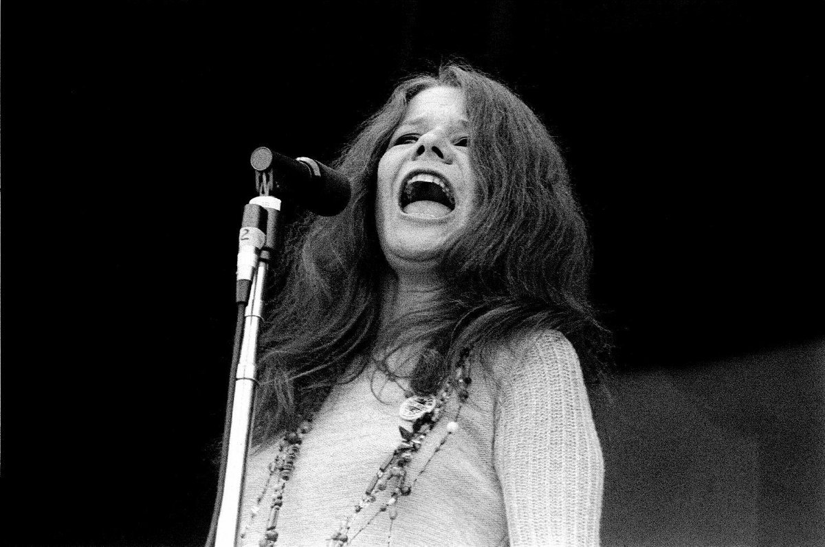 Janis Joplin in Monterey, CA, 1967. 📷 Elaine Mayes.