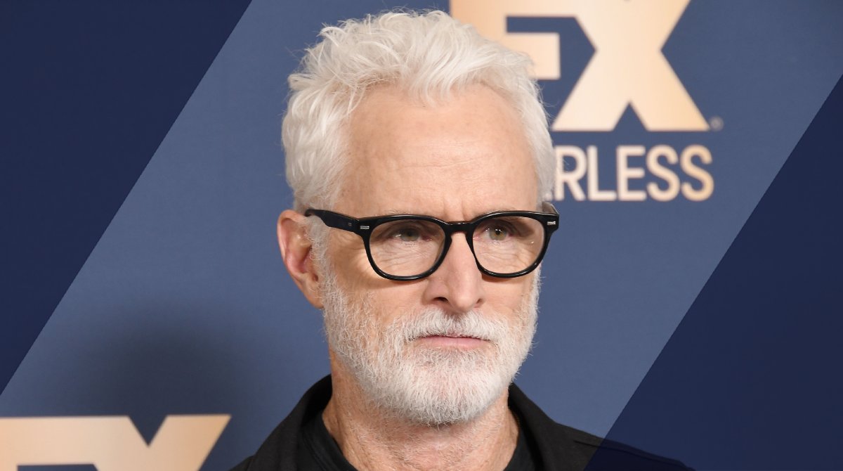  Happy Birthday to John Slattery!
Do you think he could play the role of Don Draper? 