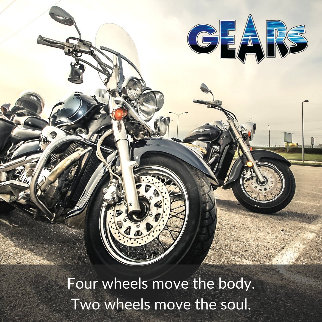 Gears_Canada's tweet photo. Happy #motorcyclemonday to all our amazing followers! 😎🏍 

What is your favourite part about riding? Let us know ⬇️ 

#Gearscanada #gears #ruletheroad #seizeyouradventure #motorcycle  #motorcyclecanada #motorcycleontario #motorcyclelife  #motorcyclequotes https://t.co/WgeXyNlio9