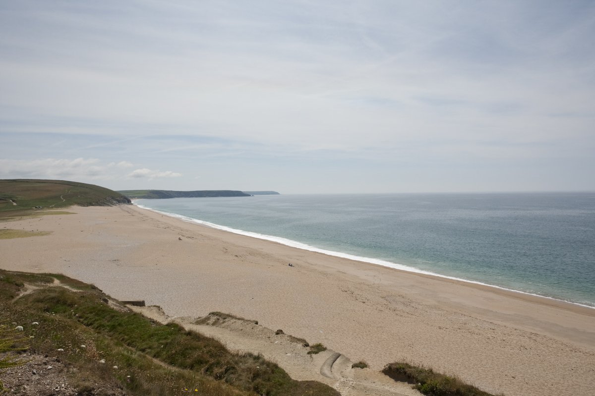 There has been some people entering the water at Loe Bar recently. This Loe Bar has a reputation for being treacherous due to its steep shingle bank. Please keep safe by reading the warning signs and avoiding the water. There are some much safer life guarded beaches near by.