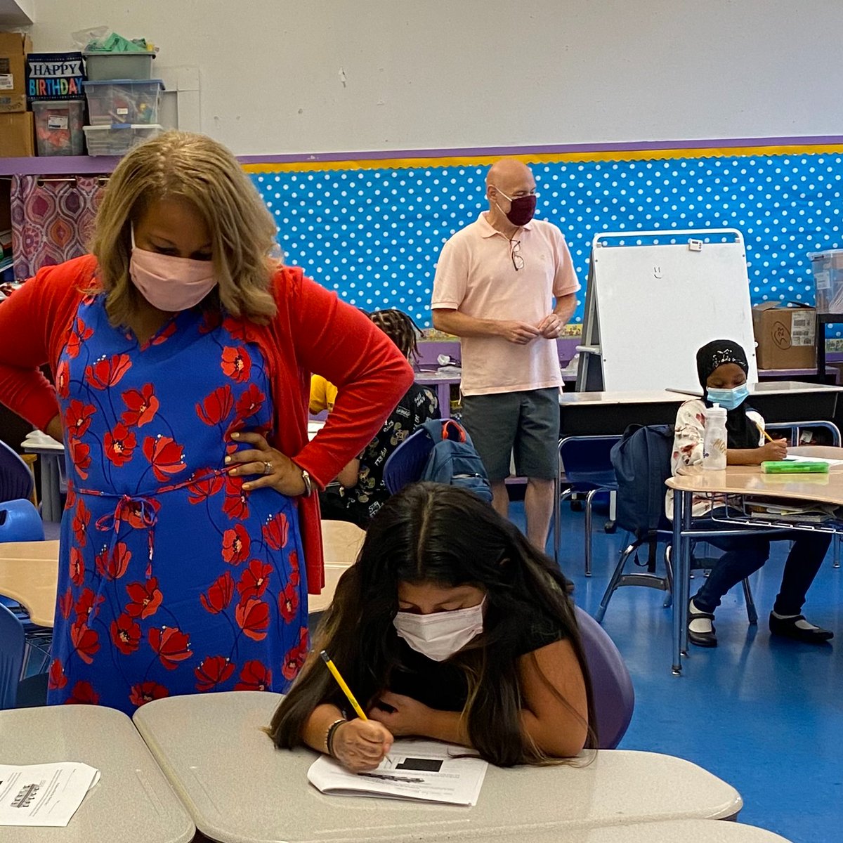 DOEChancellor's tweet photo. Grateful to @NYCschools educators and staff who have gone above and beyond to make this the best summer ever! The Summer Rising program @ the Castle Hill Middle School #inTheBronx is providing an opportunity for students to accelerate learning while having fun with their peers! https://t.co/zDFwxHpR9w