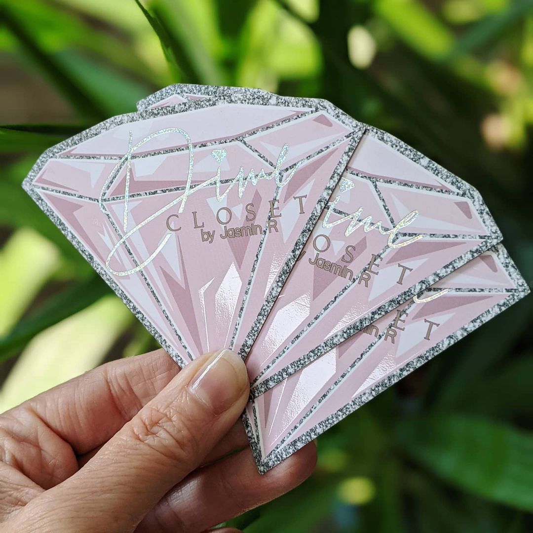 shaynamade's tweet photo. Diamond shaped business cards? 💎✨💍💞 YES please! We can make nearly any shape business cards, keychains, enamel pins, and stickers. https://t.co/eEZO09LQBY