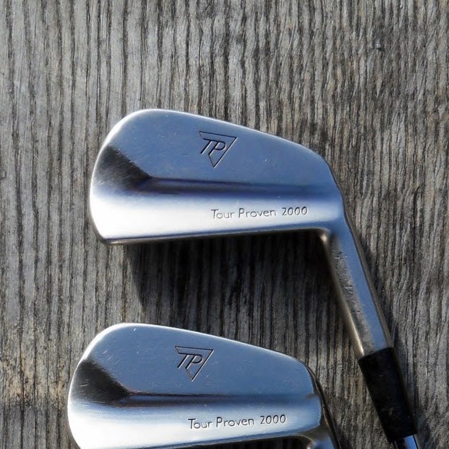 TC Mizuno Ranking Invitational (3): Mizuno TP-2000

Criminally underrated when they debuted (1993) and still fly way under the radar.

Based on the TN-87 but cranked up to '11' via ceramic chrome forging and “champagne” finish. Limited Mizuno branding almost makes them look fake.