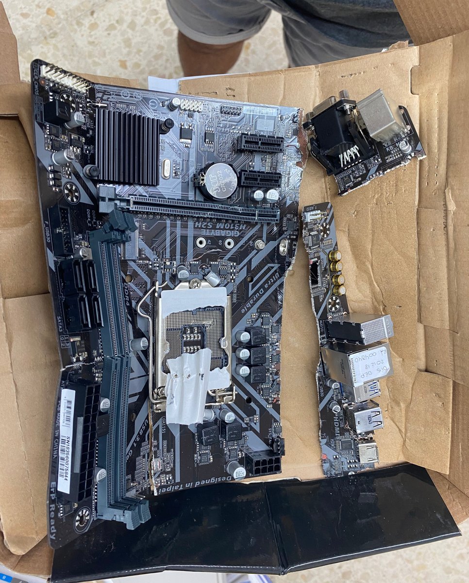AORUS_RO tweet media