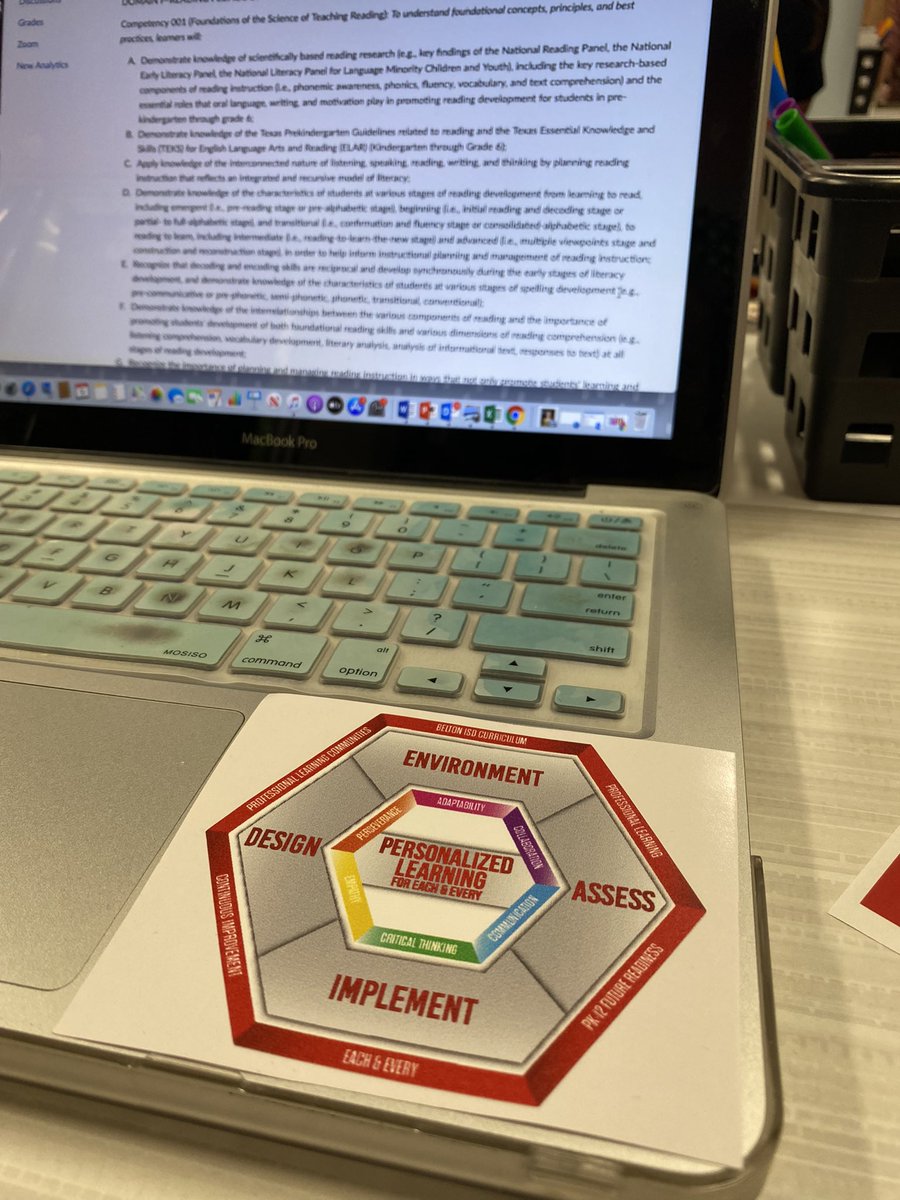 kelizrob's tweet photo. Love learning from amazing educators! Thankful for this day of learning! @BeltonISD #BISDLITERACYLOVE https://t.co/EdwIhLl2IW