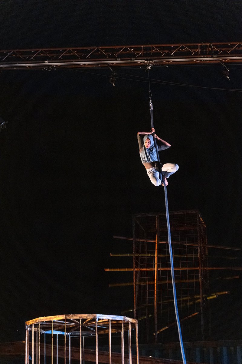 magdaclan's tweet photo. Thanks Nova Gorica, thanks @sloga_platform and all the people who have reached us...eravate più di 1500!

It was wonderful.
bilo je čudovito
#ClimateOfChange #Magdaclan #FLIC 
#circocontemporaneo #liveshow 

Photo Domen Grögl https://t.co/8N6e9ZcciL