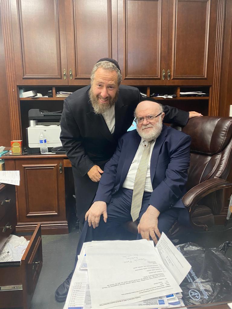 EzraFriedlander's tweet photo. Had the opportunity to wish Chodesh Tov to my mentor Dr. Joshua Weinstein founder and CEO @ShemaKolainu @HearOurVoices and @icare4autism 2 trailblazing organizations that have changed and enhanced t landscape for children and families on the autism spectrum! @Autism @autismspeaks https://t.co/uGZWypFdiB