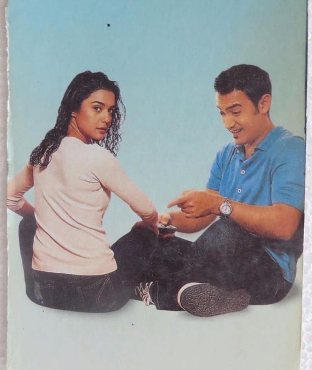 AKFCKERALA's tweet photo. This pair has a separate fan base
20YRS OF DIL CHAHTA HAI https://t.co/aA04rQDnq4
