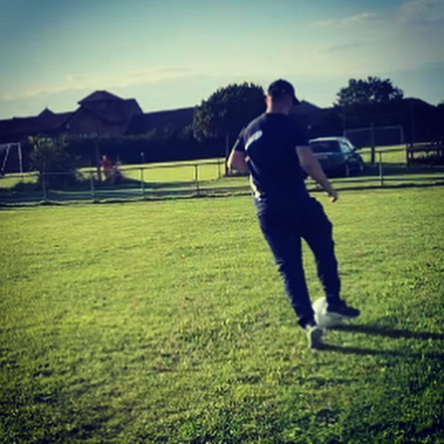 jake_murphy95's tweet image. 5 or 25, when there’s a football, you play with it. #Media #CameraTesting #BasildonTownAway