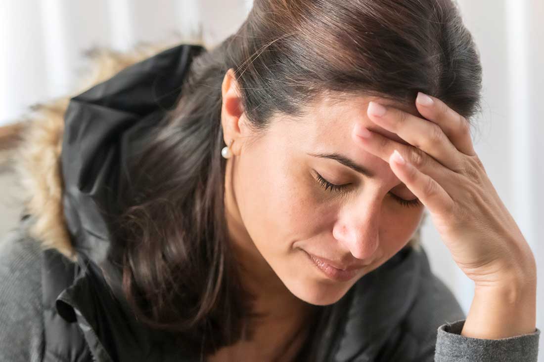 UTSWMedCenter's tweet photo. Significant disparities exist in diagnosing and treating headaches by race, socioeconomic level, and insurance status, despite the fact that headaches afflict nearly all groups at the same rate, according to research led by @UTSWBrain faculty. https://t.co/XSRQ9W4MXT https://t.co/qLUcglbSHE
