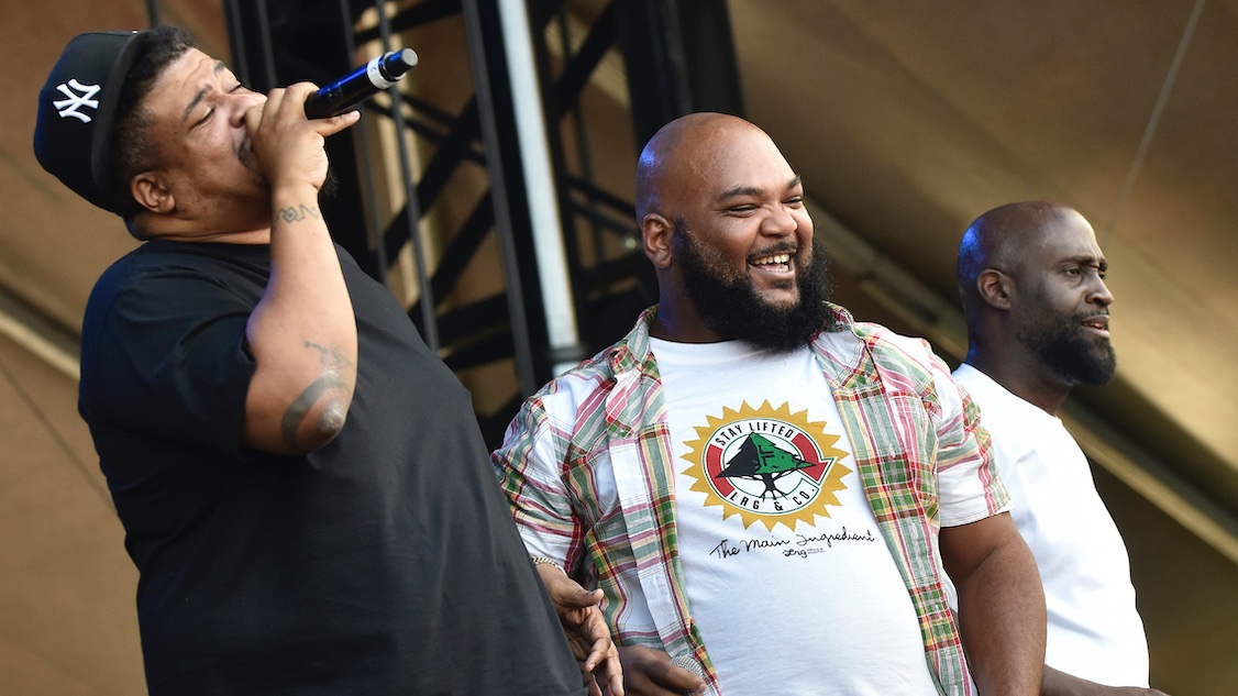 okayplayer's tweet photo. After DECADES of legal battles, De La Soul has reportedly regained ownership of their masters. 🙌🏾 https://t.co/UuBbz9MayQ https://t.co/Dd9o3NlQ32