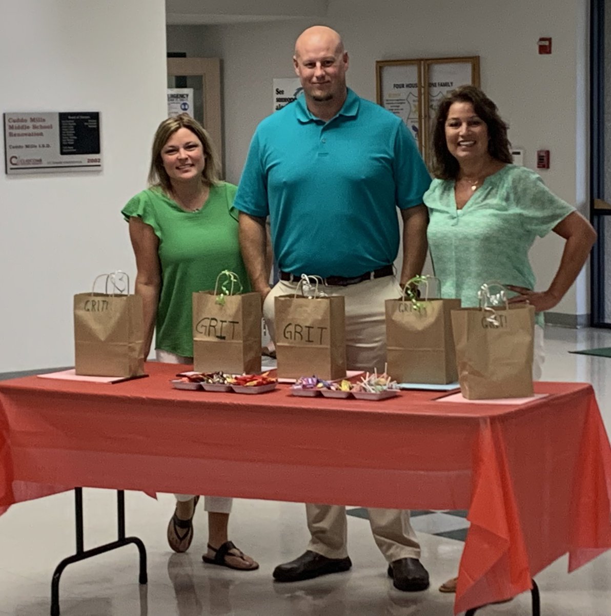 annelysepayne's tweet photo. Door prizes, swag bags, Chick-fil-A, an AWESOME Jam Board from our Foundation Grant, tshirts from PTO, Capturing Kids Hearts, and finally getting to roll out our “houses” system. I have the best staff & my assistant principals are beyond outstanding! #ckh #FOXFocus #coffeebeans https://t.co/K3g2pd8Lei