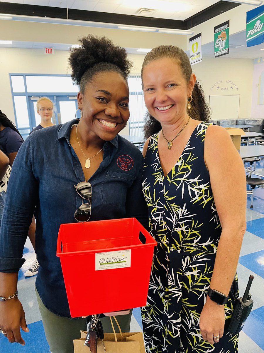 Thank you to the Sumner Girls Basketball team for taking care of supplies for your feeder school Shields MS!!! We appreciate you!! <a href="/HCPSShieldsMS/">Shields Middle</a> <a href="/HCPS_SumnerHS/">Sumner High School</a> Go Stingrays! Go Sailfish!