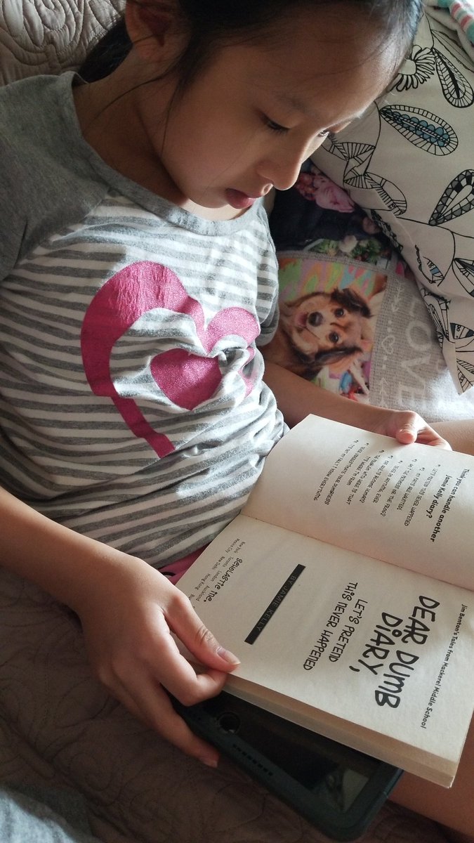 #jacksonavereads <a href="/JacksonAvePTA/">Jackson Avenue PTA</a>