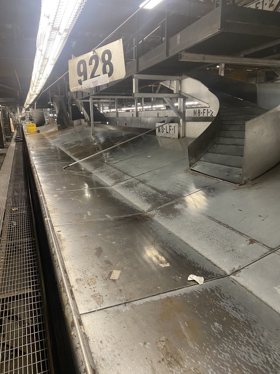 cg2calvin's tweet photo. Closed door preload on “Perfect Service Monday” ???!!! LETS GOOOOOOOO
@waringlester https://t.co/541yCyn8tj