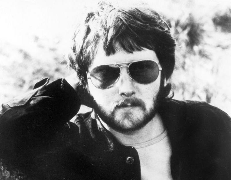 SugarCamp2's tweet photo. 33.45.78 #NowPlaying
@CIUT895FM
or https://t.co/LYvCUolgeD
The #OutDoors Hour:
#GerryRafferty - Big Change In The Weather - Paisley Scotland - 1978
#vinyl #vinylreocrds #albums #lps #records #45s
Radio Show https://t.co/PAgbVUcKog