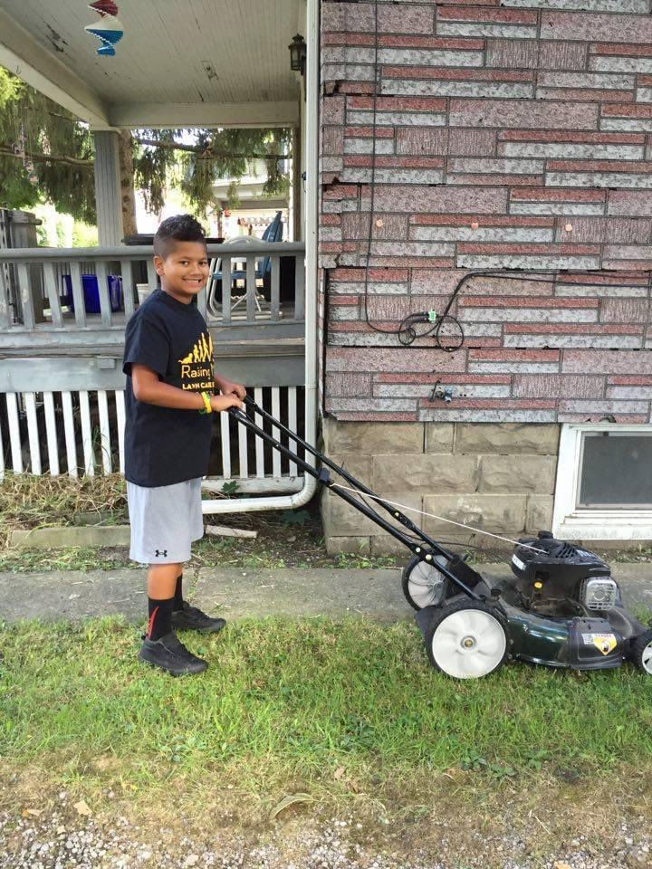 iamrodneysmith's tweet image. On this day 5 years ago, Quenten of Marion, OH became the first kid to complete our 50 yard challenge. Today we have over 2,400 nationwide taking part .