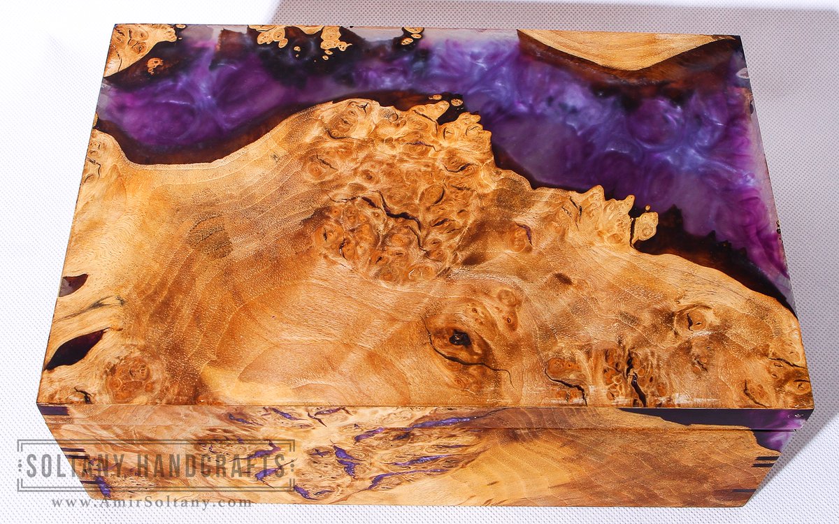 amirsoltanyh's tweet photo. Costume Keep space box made by Walnut burl and Resin epoxy
Visit my web site for more information
https://t.co/8GABJeTwez
#epoxybox #resinbox #epoxyresinbox #woodenbox #epoxywoodbox #epoxy #epoxyresin #epoxyresinart #resin #resinart #box #boxes #jewelrybox #keepspace #boxes https://t.co/Ls3onHIu4L