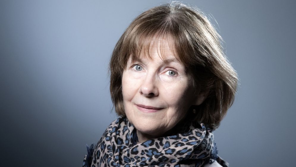 Happy Birthday to Posy Simmonds!     