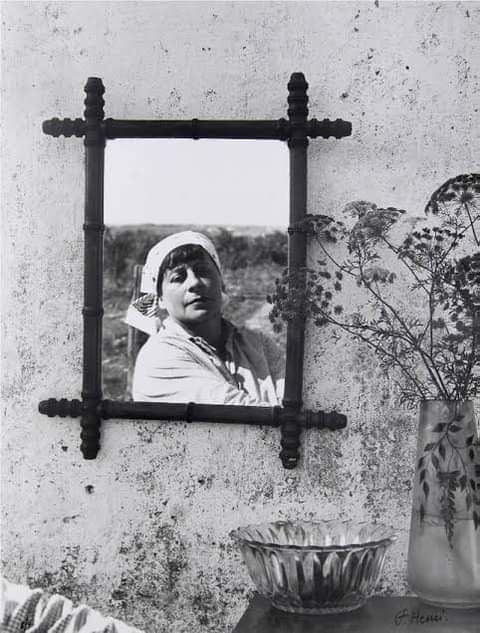 literlandweb1's tweet photo. "Si quieres ser fuerte es importante aprender a estar solo".
Hermann Hesse.
📷Florence Henri https://t.co/AqXXgnw1Rv