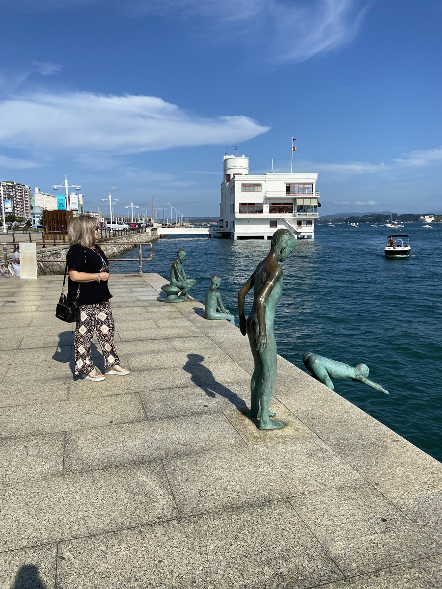 elviajeroaccide's tweet photo. #losraqueros en #puertochico ya estamos en #Santander y nos ha recibido con un sol espectacular https://t.co/HVUoWBiLpD