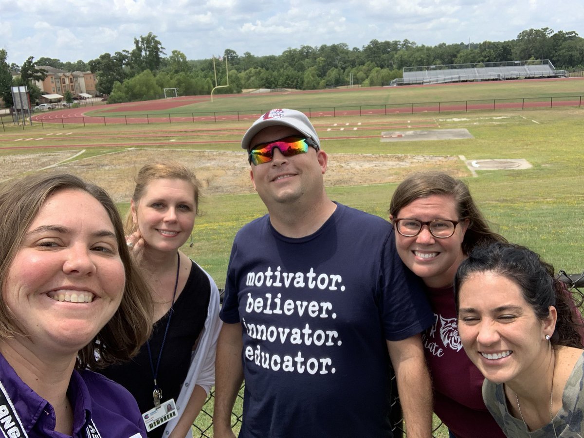 drcookbrass's tweet photo. Cryar Amazing Race: Peet JH #cryaramazingrace #gameon @CryarCISD Team 8! https://t.co/1bWcjXcrv8