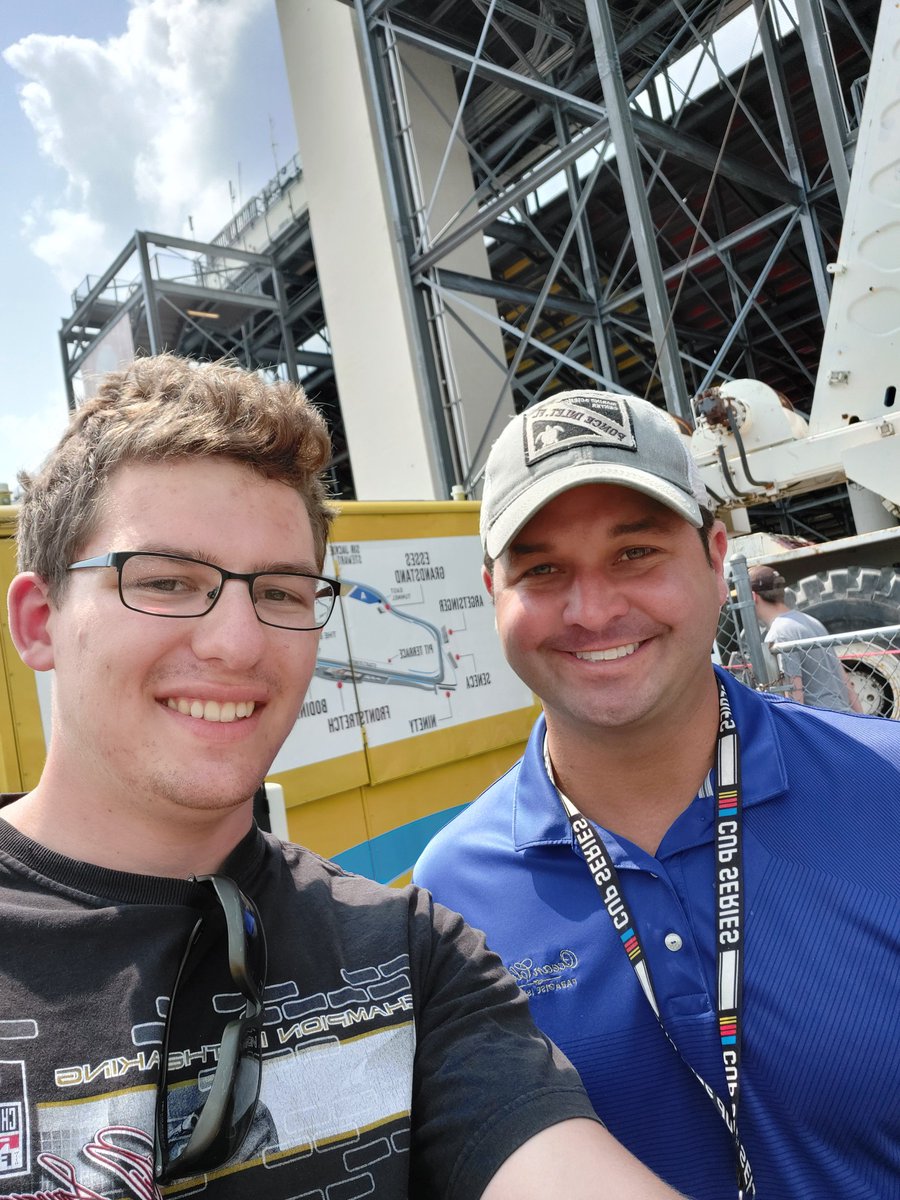OrfanidesFamily's tweet photo. Thank you @ReedSorenson36 for taking the time for a quick visit @WGI. https://t.co/GGF4mGwX2w