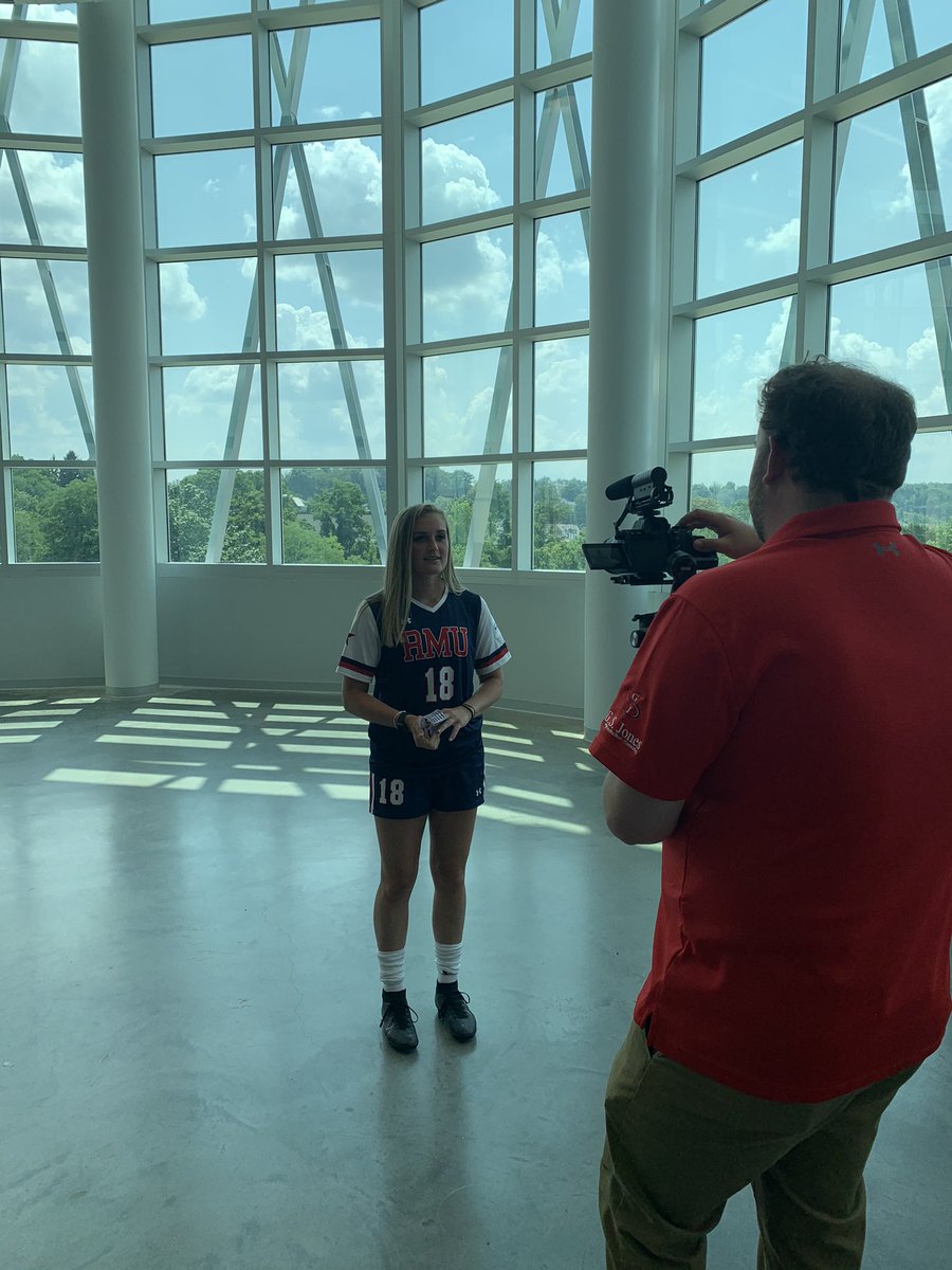 All smiles on Picture Day! 🧀📸

#RMU | 🔴⚽️🔵
