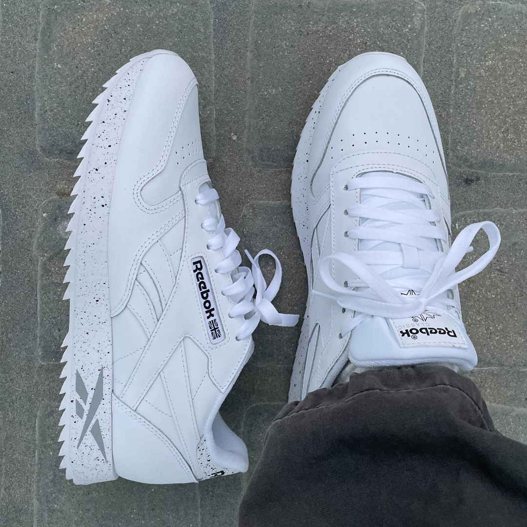 Footaction Twitterissä: "All-white classics with a twist. the #Reebok Classic 'Speckle' full-family sizing. https://t.co/jh5M1Qc3BX. https://t.co/pCqxfigZ5V" /