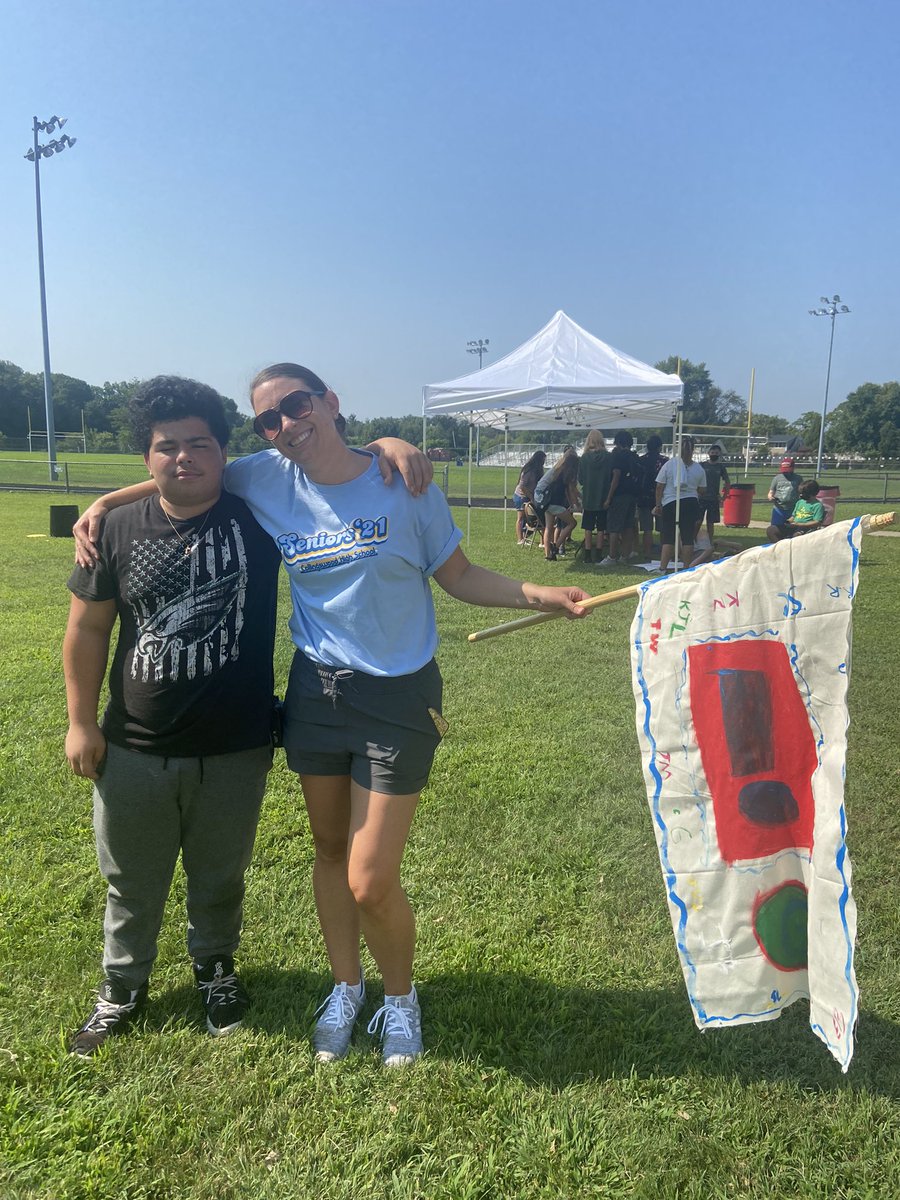 Day 1 of Summer acceleration camp was an absolute blast!! Ms Hooks with the energy ball, Ms Daye wins the massive Rock Paper Scissors contest, Team flag decorating, <a href="/floyd4edu/">🅙🅔🅝🅝 🅕🅛🅞🅨🅓</a> reunited with former students… #collsedu <a href="/Briggs_Colls/">Emily Briggs</a>
