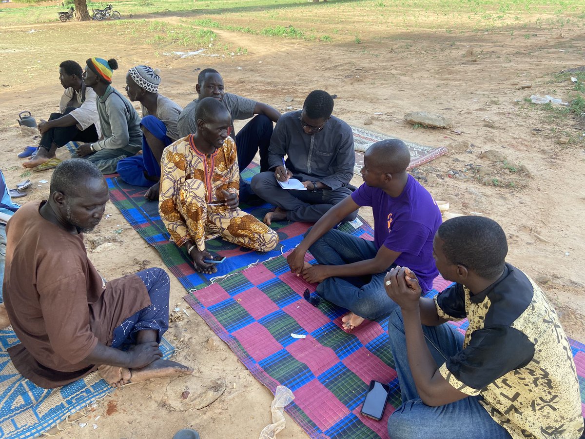 pour_durable's tweet photo. ADDM en visite chez les déplacés du village de PIRON dans la cité de l’IFM YAB de Sevare pour s’enquérir des problèmes urgents . https://t.co/QMZARovMWP