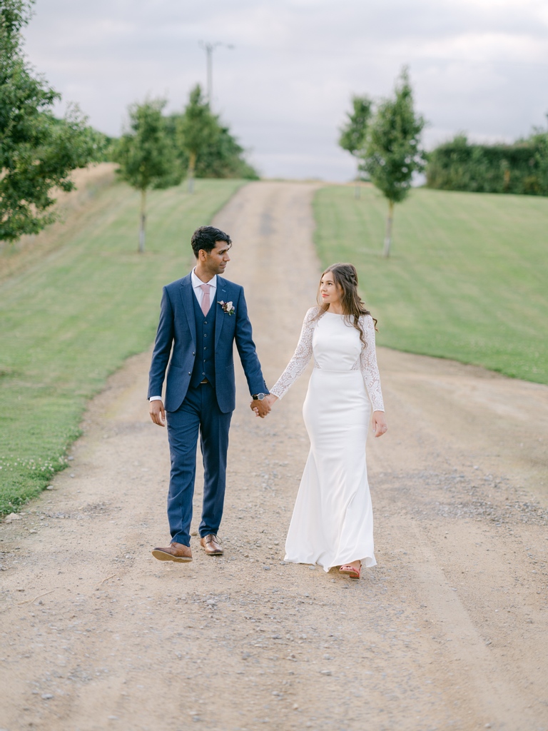 weddingsbyha's tweet photo. We have some exciting news coming very soon, we can't wait to share it with you!
#bridetobe #realbride #southwell #classicbride #upcotebarn #nottinghamshireweddingphotography #filmphotography #mediumformatcamera #fujifilmgfx #fashionphotography #cotswoldwedding #cotswoldswedding https://t.co/51aThs0xJ6